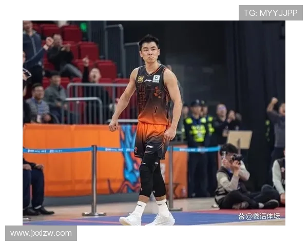 山东七人得分上双轻取新疆 高诗岩18分布伊首秀亮眼 山东七人得分上双轻取新疆 高诗岩18分布伊首秀亮眼